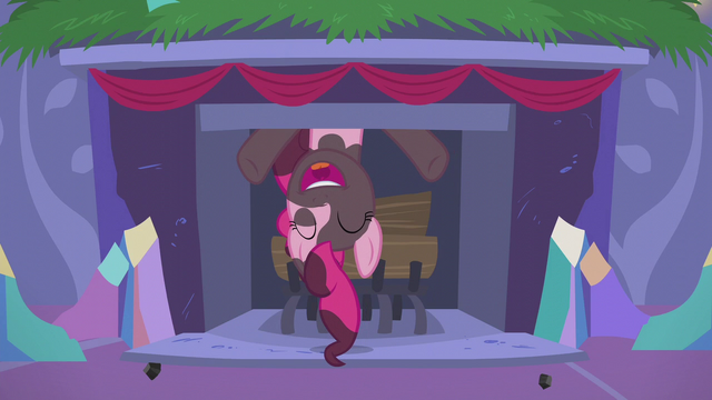 File:Pinkie Pie "Happy Hearth's Warming Eve!" S5E20.png