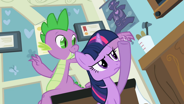 File:Paws off S2E10.png