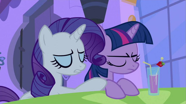 File:Rarity be displaying S2E25.png