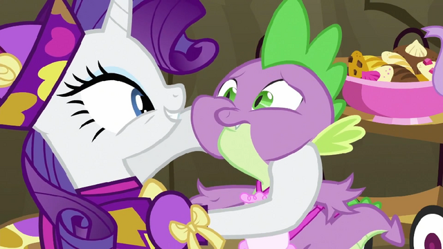 File:Rarity smothering Spike S2E21.png