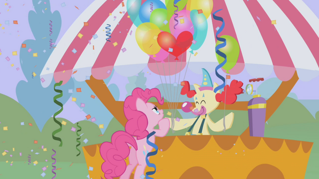 File:Pinkie Pie getting balloons S1E03.png