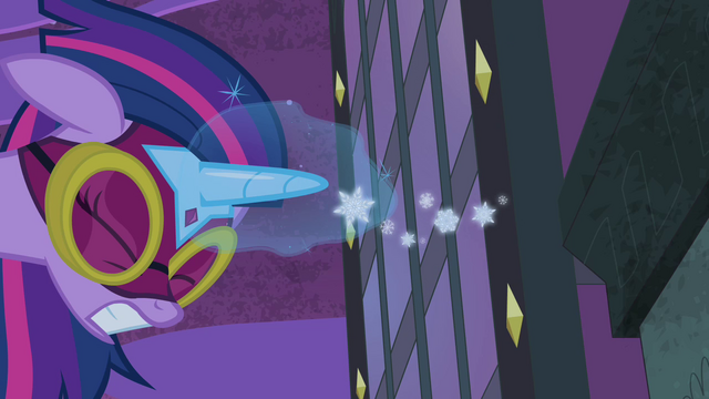 File:Twilight's powers fizzle out S4E06.png