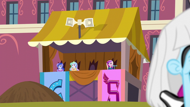 File:Tri-Cross Relay announcers' booth EG3.png