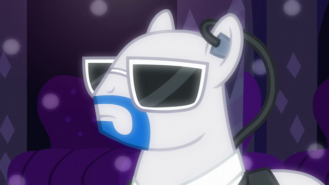 File:Bouncer continues to stand stoically S6E9.png