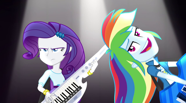 File:Rainbow Dash singing next to Rarity EG2.png