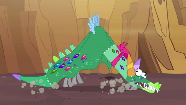 File:Rainbow tries to fly S2E21.png