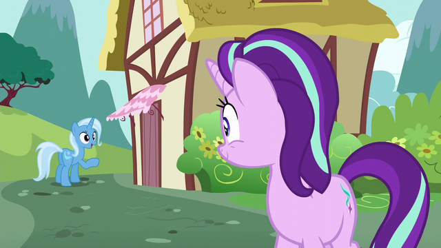 File:Trixie "the wagon's right around the corner" S6E6.png
