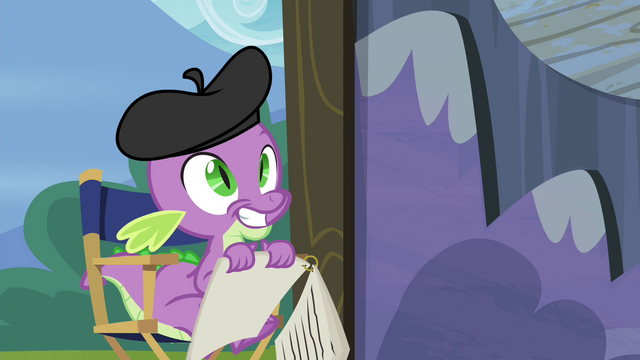 File:Spike smiling S4E21.png