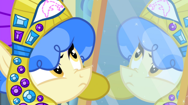 File:Sapphire looking closely at the stitching S4E19.png
