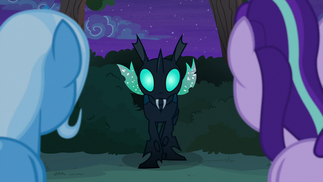 File:Thorax emerging from the bushes S6E25.png