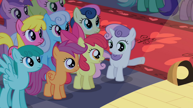 File:Sweetie Belle pointing S2E11.png