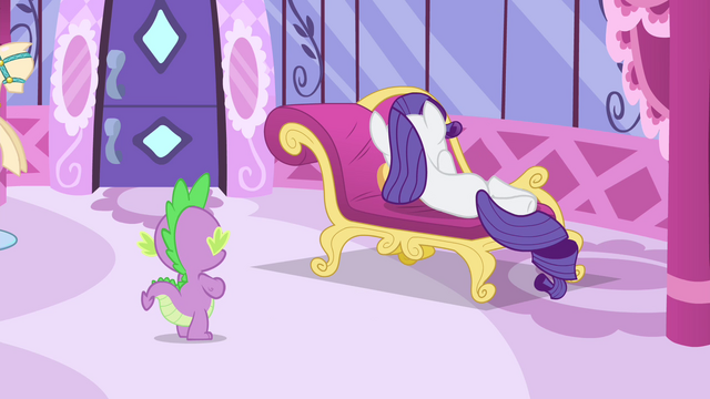 File:Rarity weeping S4E23.png