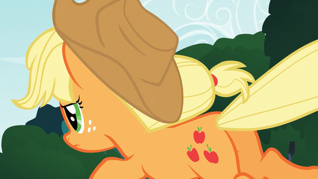 File:Applejack looking ahead S3E9.png