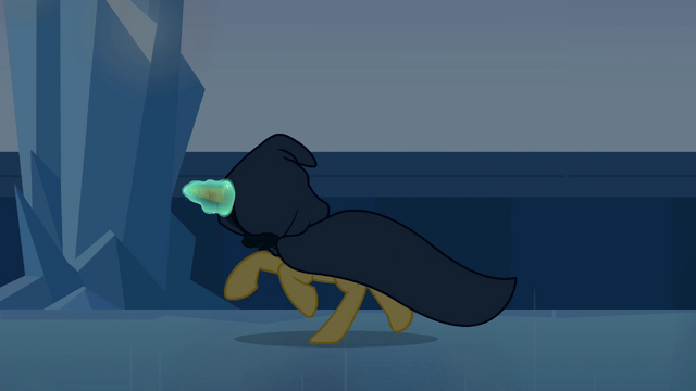 File:Sunset Shimmer about to teleport EG.png