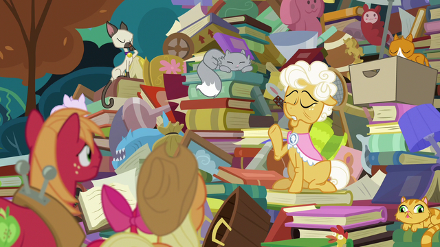 File:Goldie Delicious "you have a right to know" S7E13.png