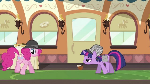 File:Twilight watching Pinkie S2E24.png