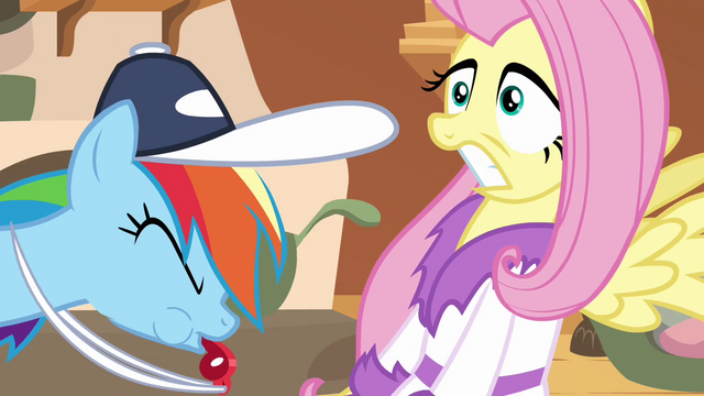 File:Fluttershy startled by Rainbow's whistling S02E22.png