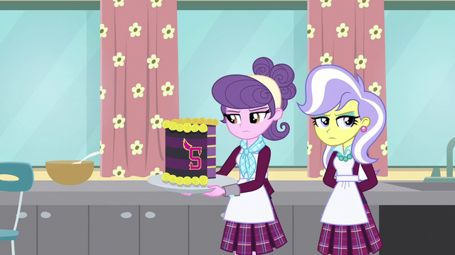 File:Upper Crust and Suri walk off in defeat EG3.png