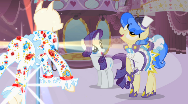 Plik:S01E19 Sapphire Shores wybiera strój.png