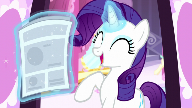 File:Rarity levitates newspaper S6E9.png