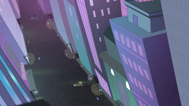 File:Streets of Maretropolis S4E06.png