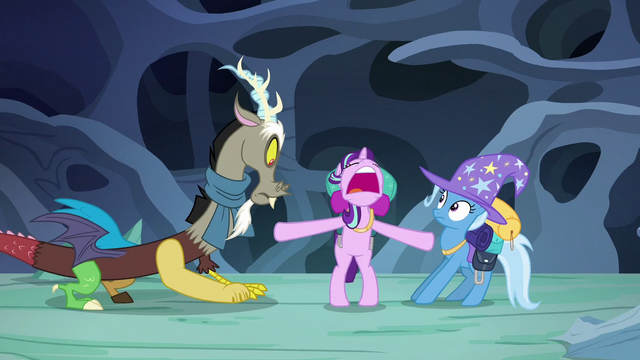 File:Starlight pushing Discord and Trixie apart S6E25.png