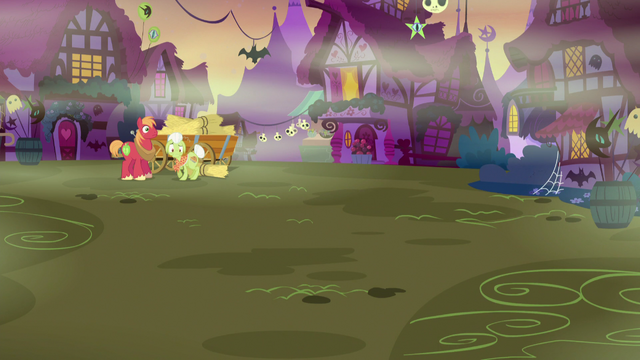File:Granny confused S5E21.png