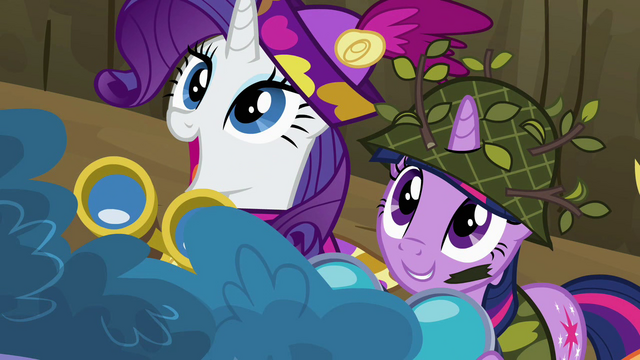 File:Undercover Twilight and Rarity watching S2E21.png