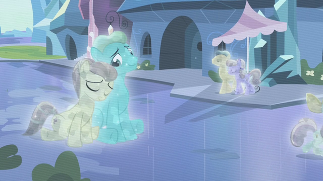 File:The Crystal ponies S3E01.png