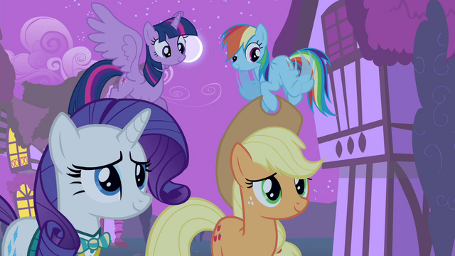 File:Fluttershy's friends smiling S4E14.png