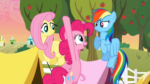 File:Pinkie Pie excited S2E15.png
