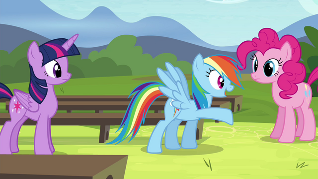 File:Rainbow "Colonel That" S4E21.png