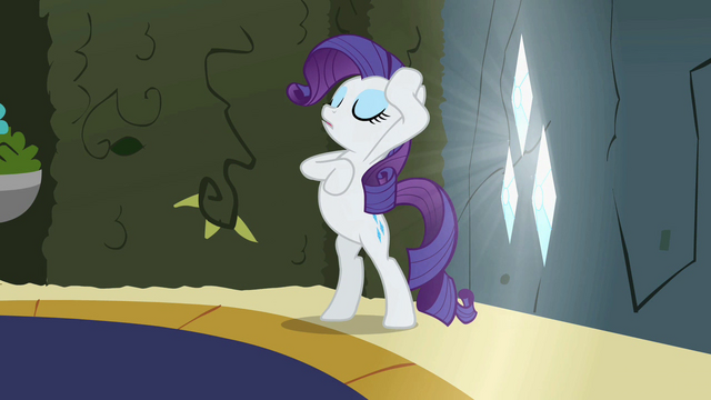 File:Rarity resisting like a lady S2E1.png