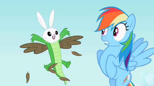 File:Rainbow Dash sees the bunny, owl and crocodile hybrid S2E07.png
