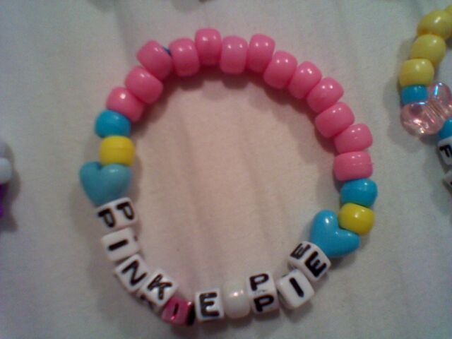 File:FANMADE Pinkie Pie bracelet.jpg