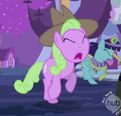 File:Daisy in Nightmare Night costume S02E04.png