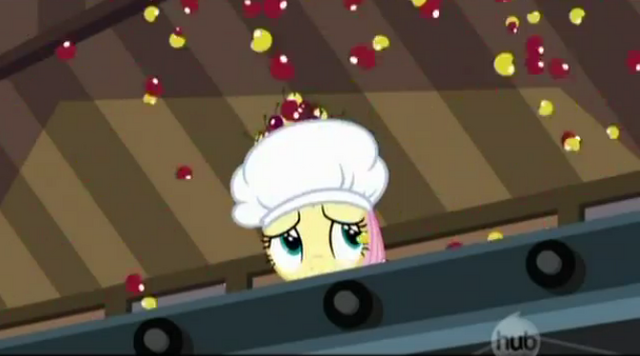 File:Fluttershy is scared S02E14.png
