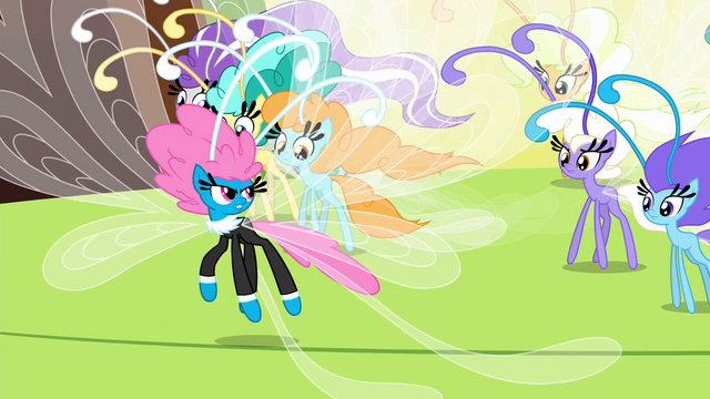 File:Seabreeze insulting other Breezies S4E16.png