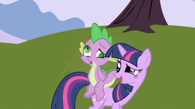 File:SpikeDerp S01E01.png