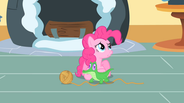 File:Pinkie Pie baffled S1E25.png