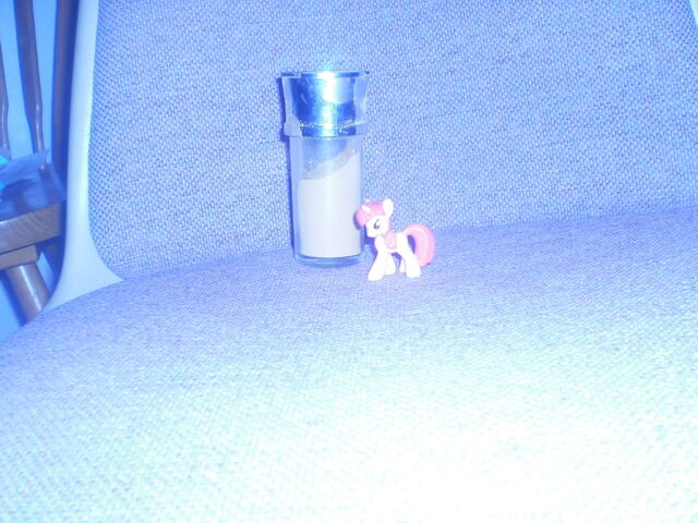 File:Cinnamon Breeze minifigure.jpg