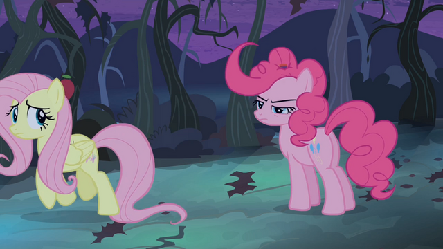File:Fluttershy walks away S04E07.png
