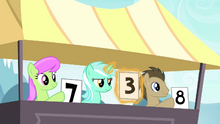 Judges scoring dive S4E20.png