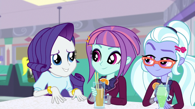 File:Rarity "where everybody wins" EGS1.png