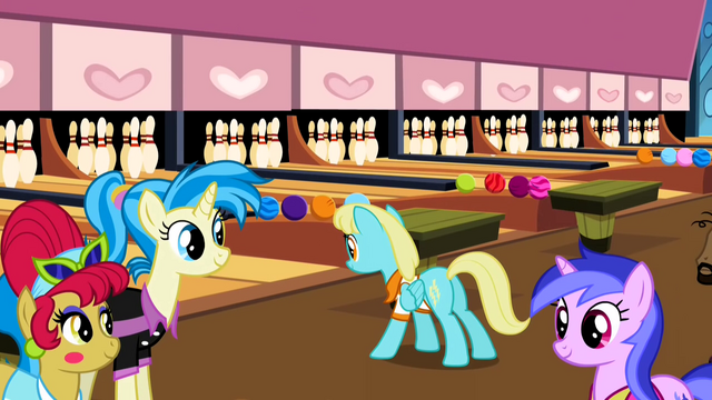File:Bowling Ponies 1 S2E6.png