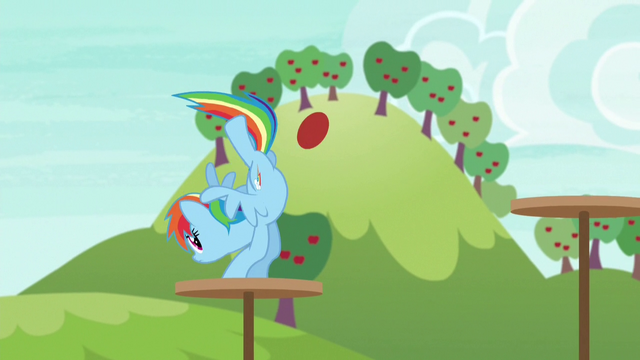 File:Rainbow jumping across obstacle platforms S6E18.png
