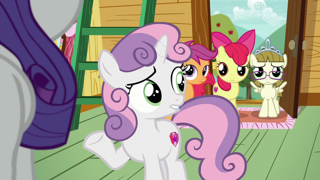 File:Sweetie Belle looks uncertain at her friends S7E6.png