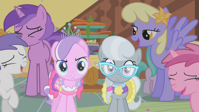 File:Ponies laughing at Diamond Tiara and Silver Spoon S01E12.png