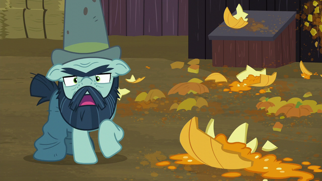 File:Big Daddy McColt says "frittatas" strangely S5E23.png