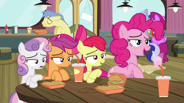 File:Pinkie Pie "never mind, they're gone" S4E15.png